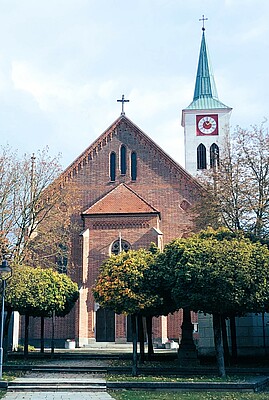 Banner Familientag mit Festgottesdienst zum 100 Jahre Jubiläum