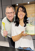 Logo Kreatives Backen: Stencil Torte & Macarons