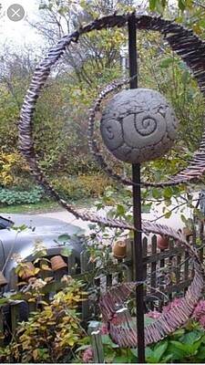 Banner Gartendeko mit Eisen, Glas und Weiden